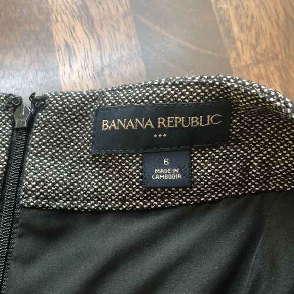 Banana Republic Skirt - Picture 3 of 6